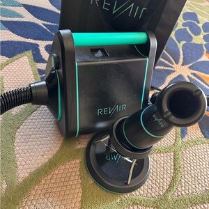 RevAir blow dryer.